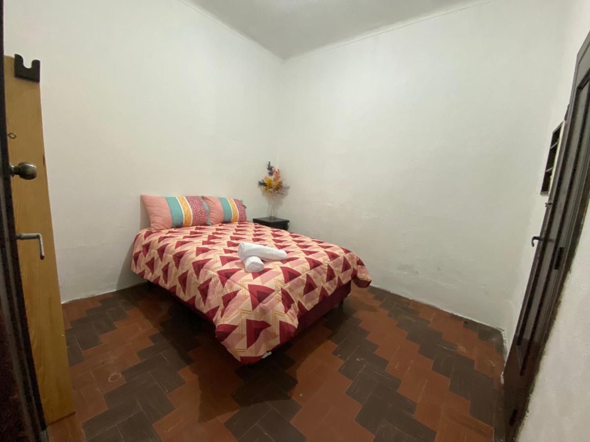 Casa Del Viajero Colonial Guatemalaアパートメント エクステリア 写真