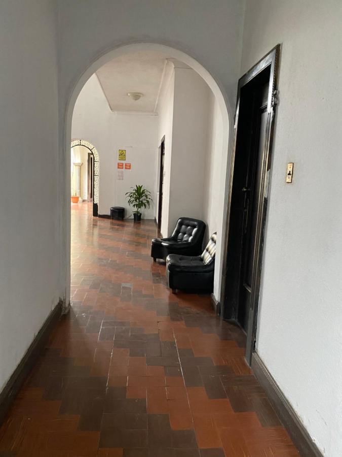 Casa Del Viajero Colonial Guatemalaアパートメント エクステリア 写真