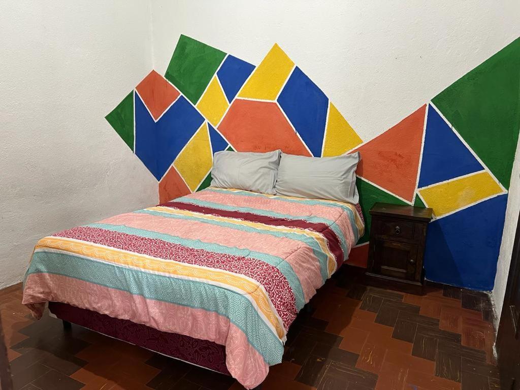 Casa Del Viajero Colonial Guatemalaアパートメント エクステリア 写真